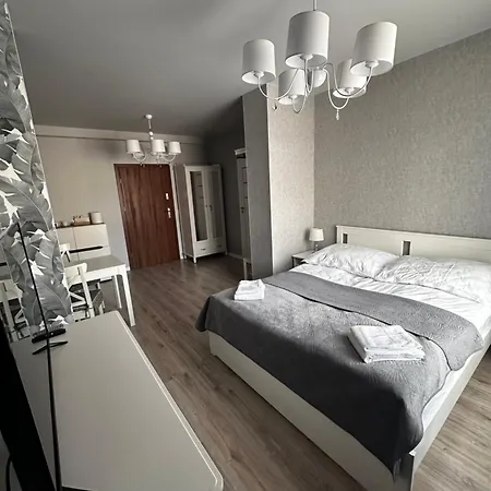 Czerwona Roza 3* Wieprz